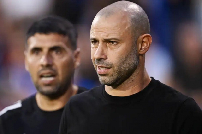 Mascherano lên tiếng bảo vệ quyết định để Lionel Messi thi đấu trọn vẹn 90 phút (Ảnh: GOAL).