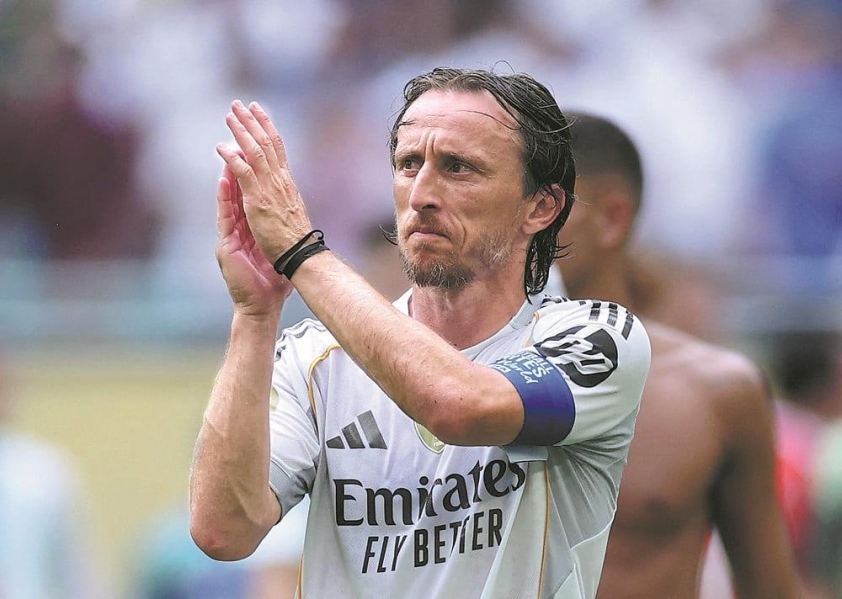 Lời chia tay không trọn vẹn của Modric (Ảnh: OneFootball)