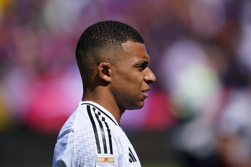 Mbappé trải qua màn tái ngộ không như ý trước PSG 5 Mbappe sẽ trở lại mạnh mẽ trong mùa giải mới (Ảnh: Cbssports)