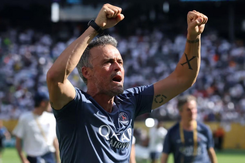 HLV Luis Enrique thừa nhận trận chung kết sẽ không hề dễ dàng với PSG (Ảnh: Standard).
