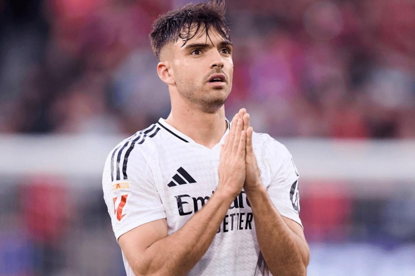 Trung vệ Asecio có một giải đấu thảm họa (Ảnh: GOAL)