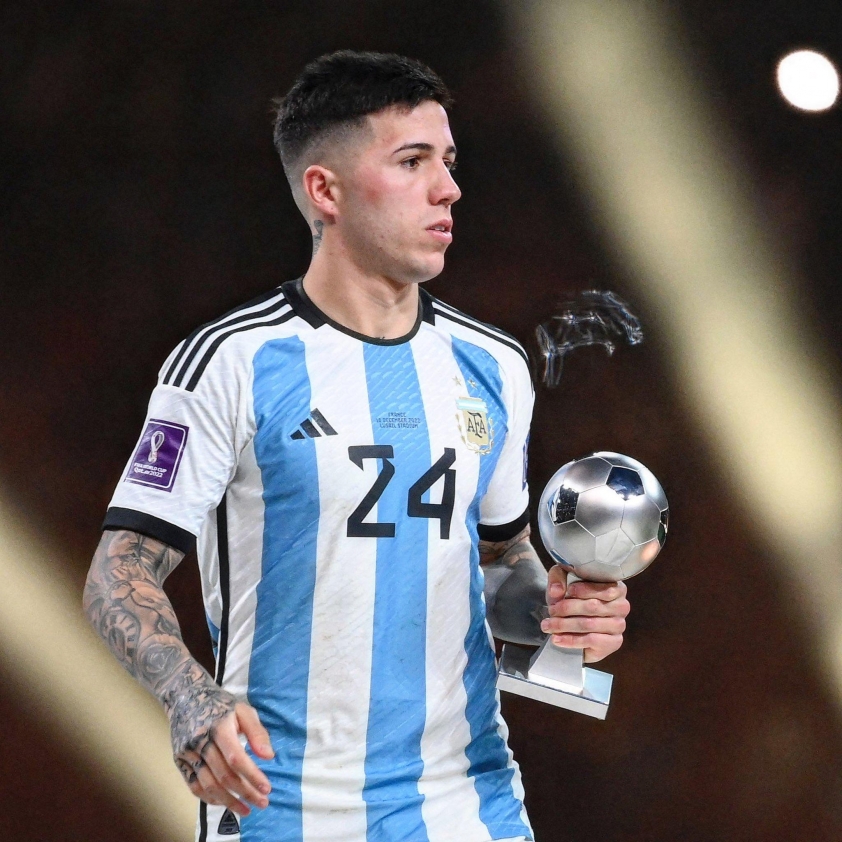 Enzo từng cùng đội tuyển Argentina giành chức vô địch World Cup 2022 một cách xuất thần (nguồn ảnh: Fabrizio Romano)