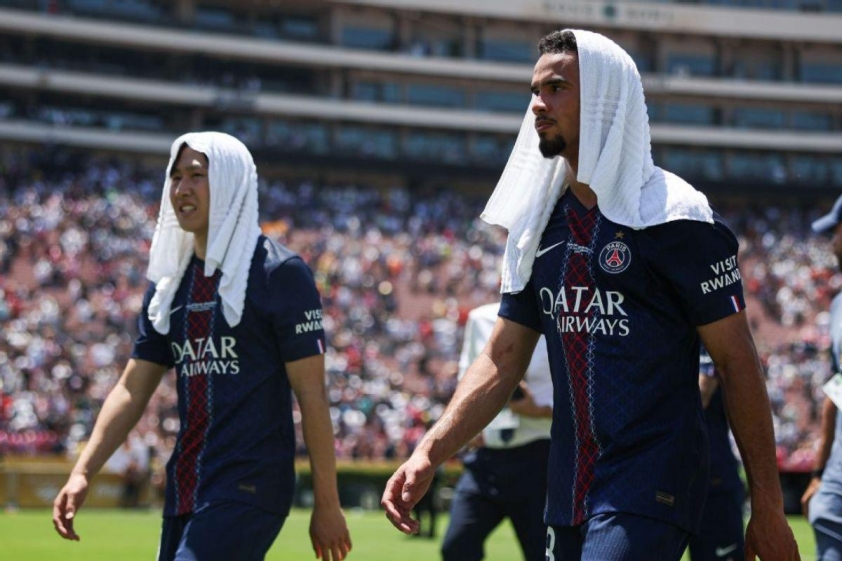 Các cầu thủ đã phải thi đấu dưới thời tiết khắc nghiệt tại Club World Cup (Ảnh: ESPN).