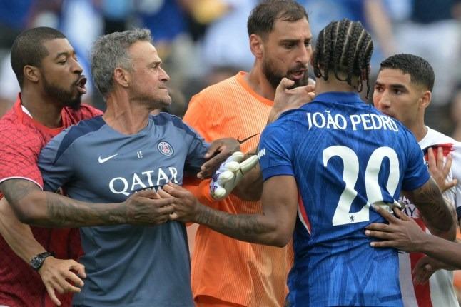 Luis Enrique lên tiếng phủ nhận cáo buộc về mình (Ảnh: Reuters)