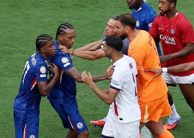 Joao Pedro lên tiếng phát biểu sau vụ ẩu đả (Ảnh: Reuters)