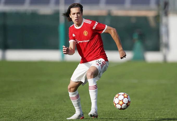 Carreras từng đầu quân cho Mu nhưng không được trọng dụng (Ảnh: Goal)