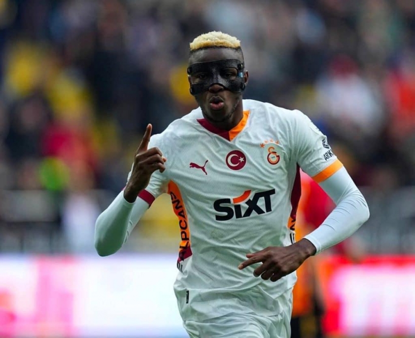 Sát thủ đến từ lục địa đen, Victor Osimhen (Ảnh: Gazzetta)