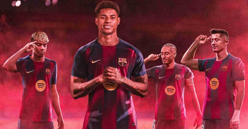 Rashford đến Barca: Từ ngôi sao 100 triệu bảng tới ‘người thừa’ ở MU 11 Barcelona muốn có Rashford càng sớm càng tốt khi đội hình của Hansi Flick sẽ lên đường sang Nhật Bản và Hàn Quốc trong tuần này.