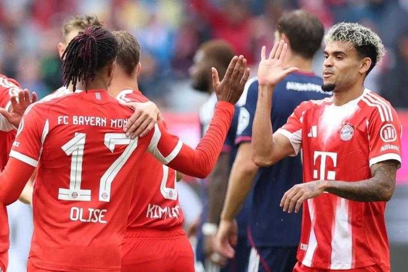 Diaz gây dấu ấn trong lần đầu ra mắt Bayern (Ảnh: Bundesliga)
