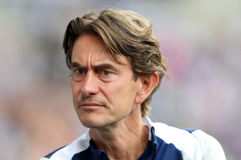 Thomas Frank sẽ rất lo lắng rằng Maddison có thể phải nghỉ thi đấu một thời gian (Ảnh: talkSPORT).