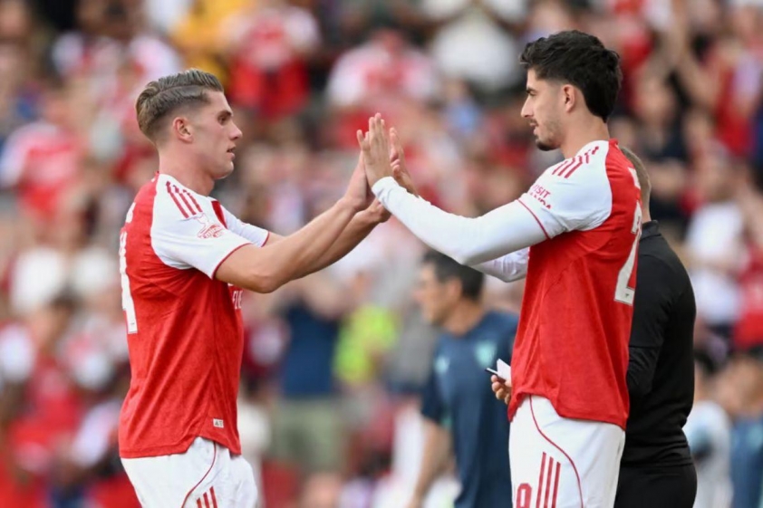 Havertz và Gyokeres khiến HLV Mikel Arteta phải “đau đầu” chọn người đá chính (Ảnh: Evening Standard).