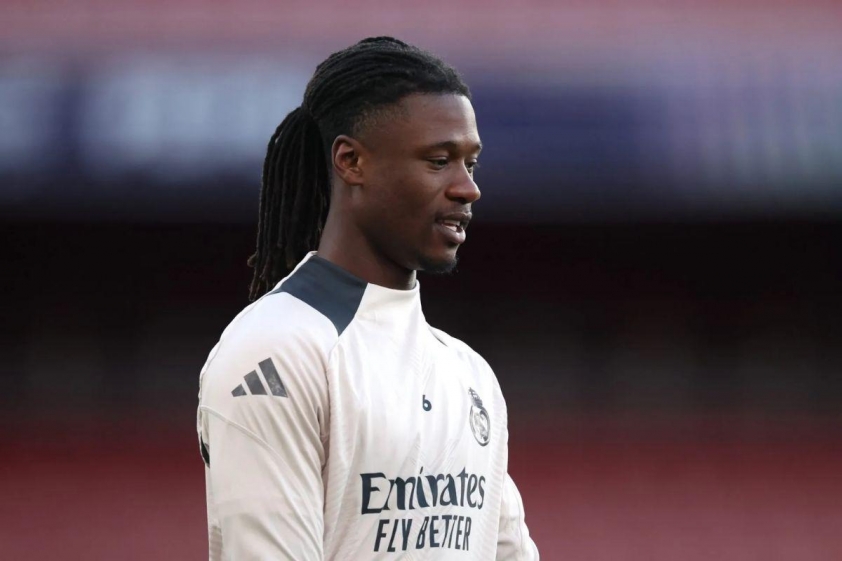 Sự vắng mặt của Camavinga khiến bài toán nhân sự tuyến giữa Real Madrid thêm nan giải (Ảnh: Madrid Universal).