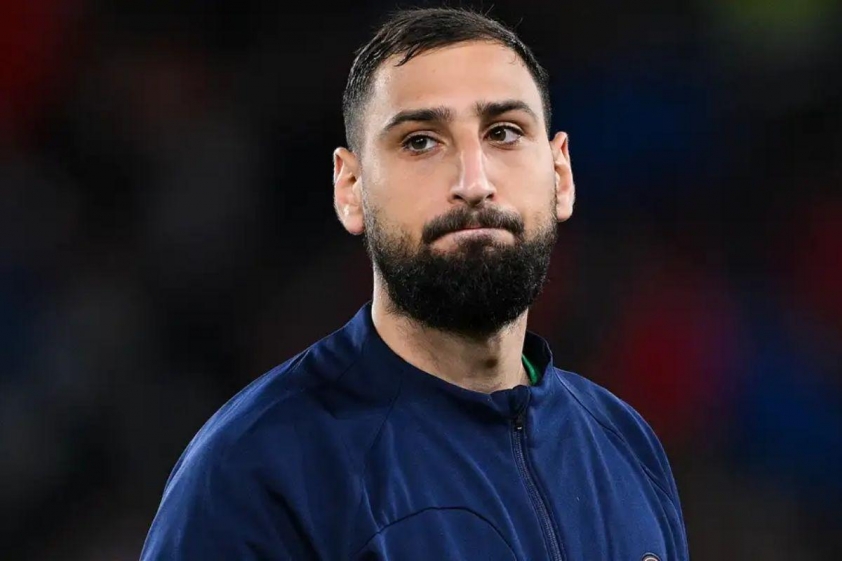 Thương vụ Donnarumma có thể phụ thuộc vào việc Ederson có rời Man City hay không (Ảnh: GOAL).