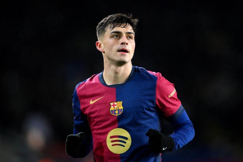 Không nhiều cầu thủ ở tuổi 22 có thể chơi bóng 'chững chạc' như Pedri (Ảnh: Sempre Barca).