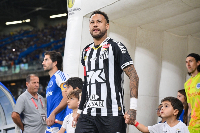 Neymar cần bản lĩnh tốt hơn tại Santos. (Ảnh: Instagram)