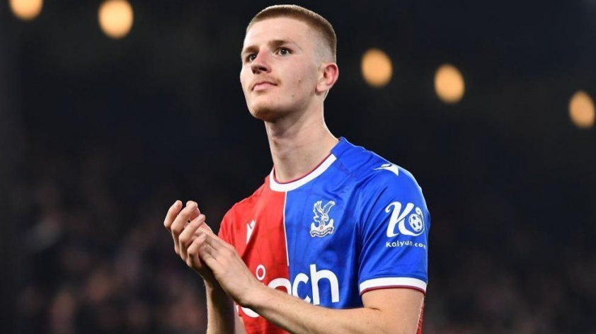 Adam Wharton tiền vệ trẻ sáng giá của Crystal Palace. (Ảnh: BBC)