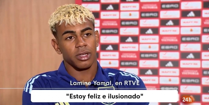 Yamal trả lời phỏng vấn RTVE. (Ảnh: RTVE)