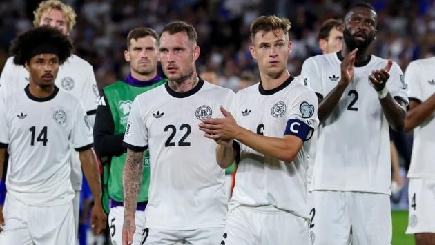 Kimmich chê trách ĐT Đức sau trận thua gây sốc 5 Đức khởi đầu vòng loại World Cup 2026 bằng thất bại sốc 0-2 trước Slovakia (Ảnh: GOAL)