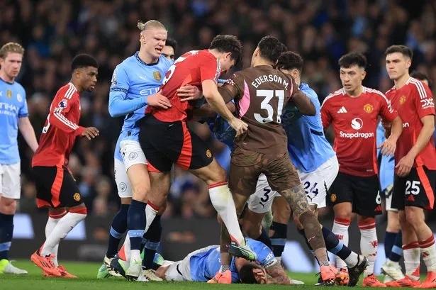 Những trận derby Manchester luôn mang đến sự kịch tính và quyết liệt. (Ảnh: Manchester News)
