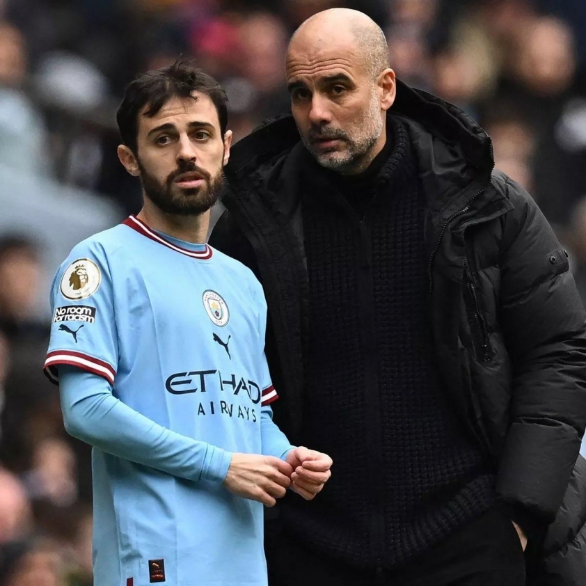 Bernardo cùng Man City đang chịu nhiều áp lực vì khởi đầu không tốt. (Ảnh: Nền tảng X)