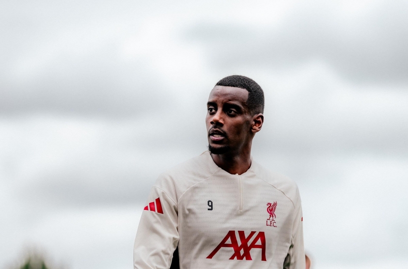 Slot tin rằng Isak sẽ sớm tỏa sáng tại Liverpool (Ảnh: Liverpool).