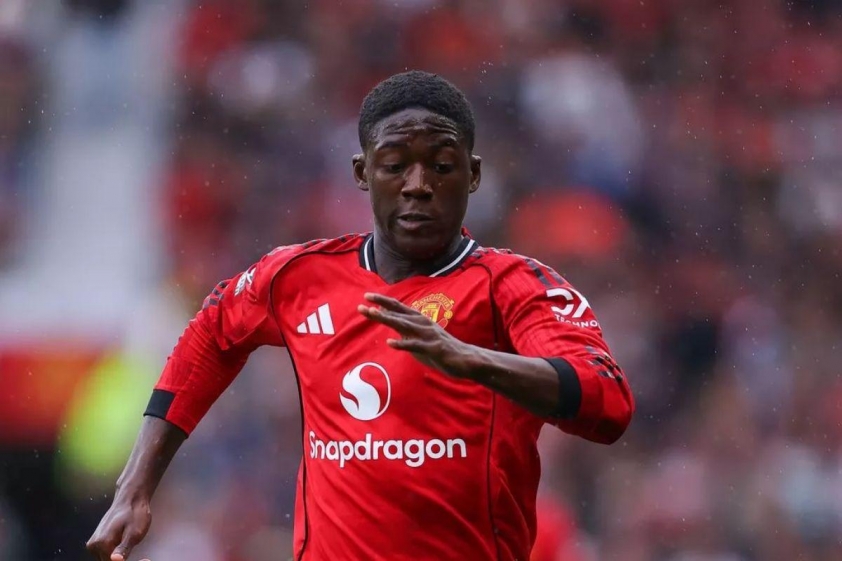 Mainoo nhiều khả năng sẽ được đá chính ở derby Manchester cuối tuần này (Ảnh: MEN).