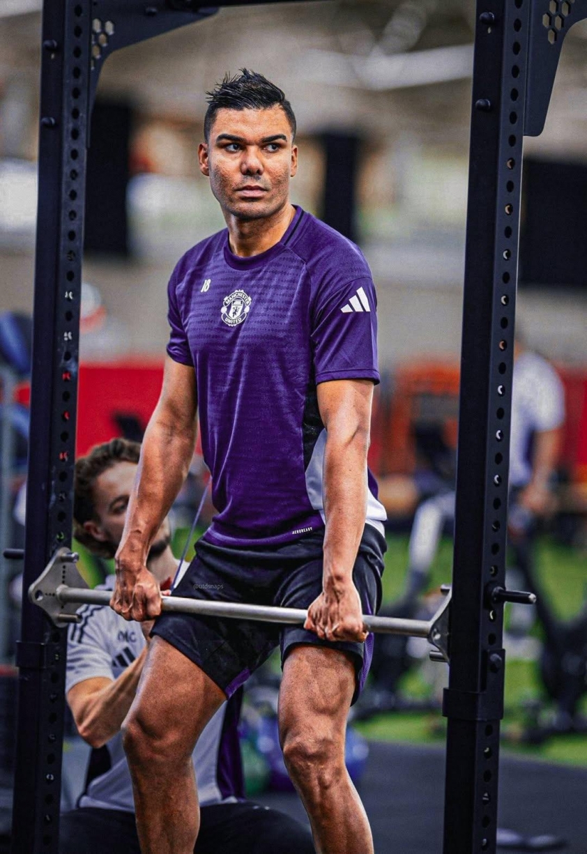 Casemiro luôn nỗ lực tập luyện để lấy lại phong độ (Ảnh: Manchester United).