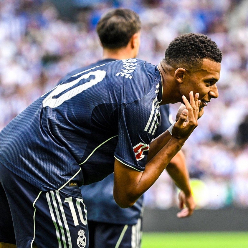 Mbappe đang là cầu thủ đáng xem nhất của Real vào lúc này - Ảnh: @brfootball
