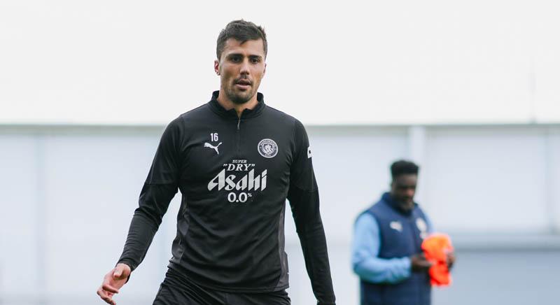 Rodri chưa thể lấy lại phong độ như ngày trước - Ảnh: @ManCity