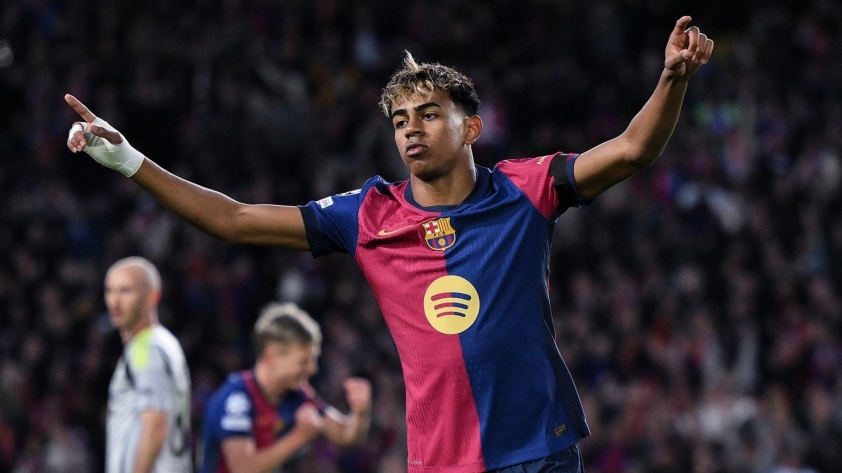 Yamal có thể ngồi ngoài đến ngày 1/10, thời điểm Barcelona tiếp đón Paris Saint-Germain (Ảnh: GOAL)