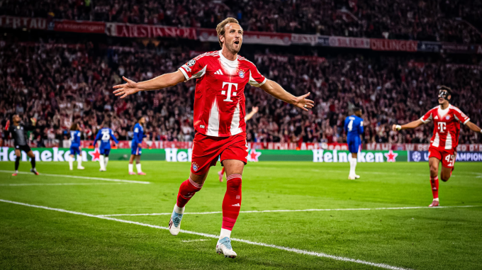 Trước đó Kane cũng có cú đúp đẳng cấp vào lưới của Chelsea. (Ảnh: Bavarian Football)