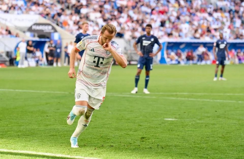 Cú hat-trick ấn tượng của Harry Kane. (Ảnh: talkSPORT)