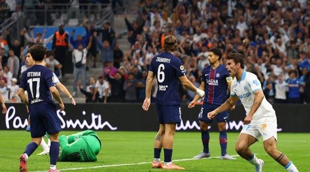 PSG gục ngã trước Marseille. (Ảnh: Yahoo Sports)