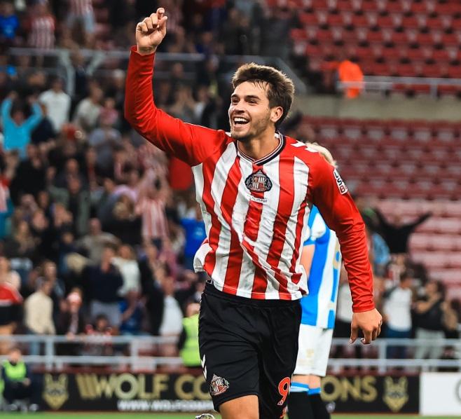 Guiu từng ra sân thi đấu cho Sunderland vào đầu mùa giải. (Ảnh: Sky Sports)