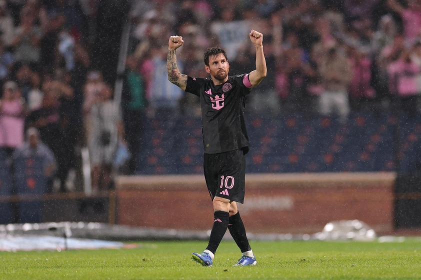 Messi làm rung chuyển MLS với những cột mốc lịch sử ấn tượng 6 Messi san bằng cột mốc cầu thủ có nhiều trận ghi bàn và kiến tạo trong cùng một trận đấu nhất tại MLS, với 17 lần (Ảnh: X).