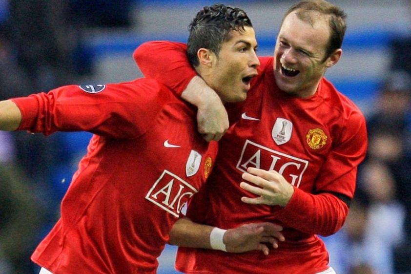 Rooney nhận xét về Ronaldo.