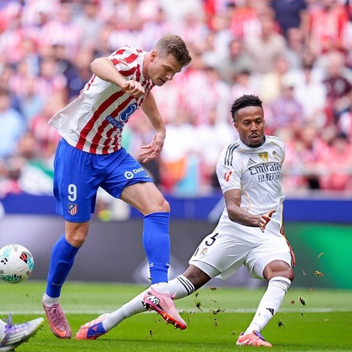 Real Madrid chịu khủng hoảng lực lượng sau derby Madrid 4 Tình huống dẫn đến chấn thương mắt cá chân trái của Militao (Ảnh: X).