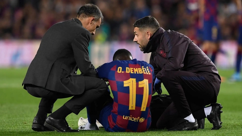 Khoảng thời gian khó khăn của Dembele tại Barca. (Ảnh: ESPN)