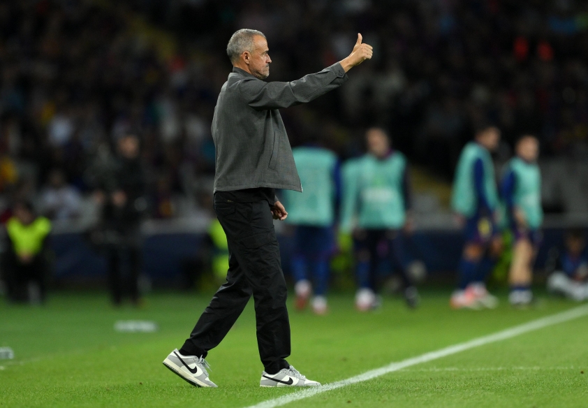 Luis Enrique: 'Cả Barca và PSG đều có cơ hội vô địch Champions League' 7 HLV Enrique cho rằng Barca và PSG đều là ứng viên vô địch Champions League năm nay.