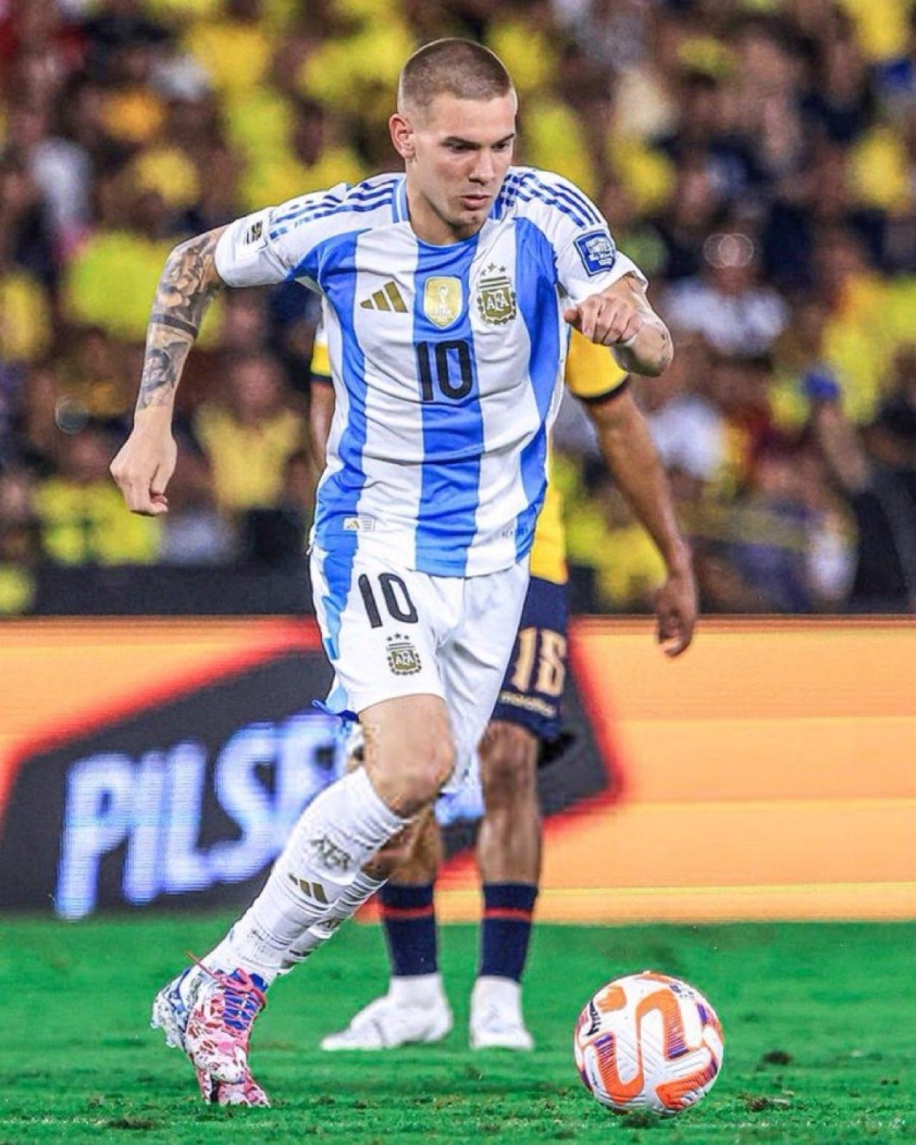 Mastantuono rút lui khỏi đội tuyển Argentina vì chấn thương cơ (Ảnh: X).