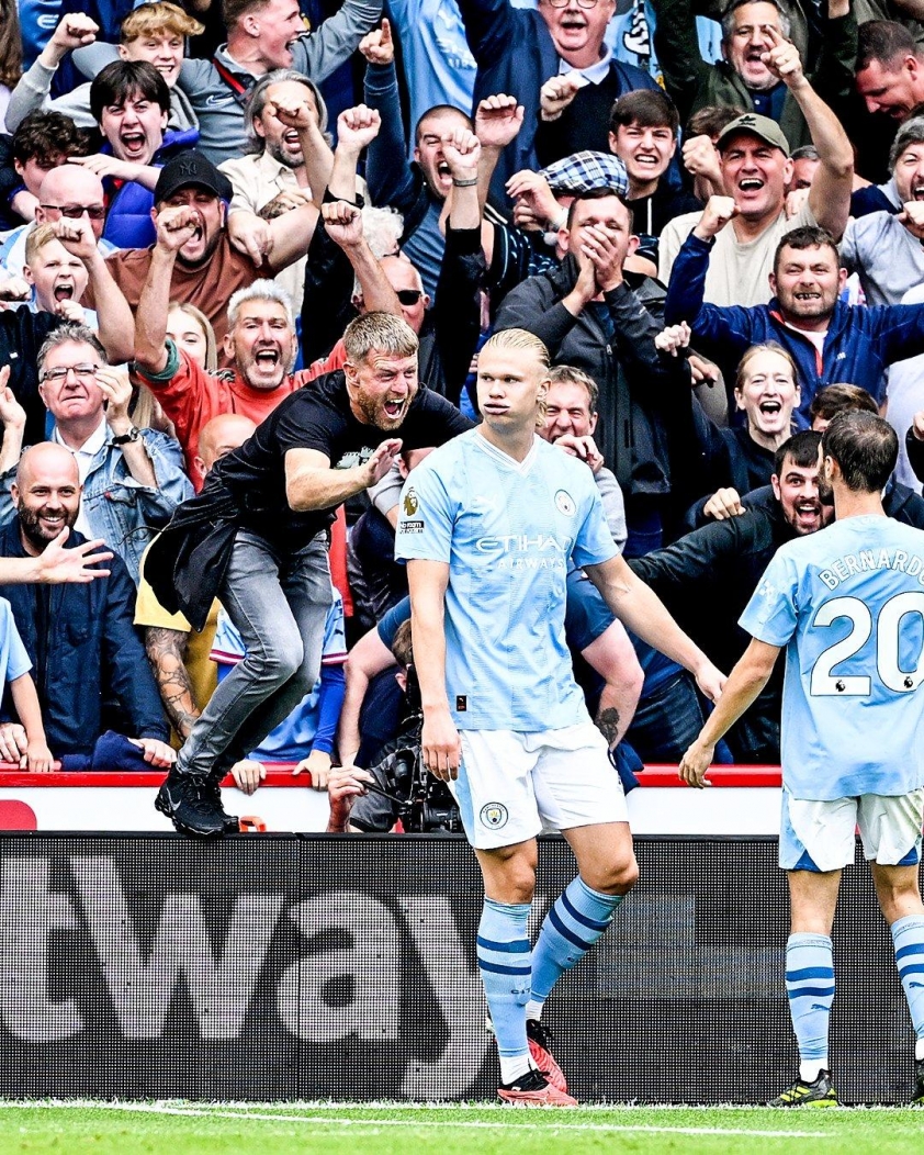 CĐV Man City hẳn rất vui trước quyết định trên. (Ảnh: jhu__nea__)