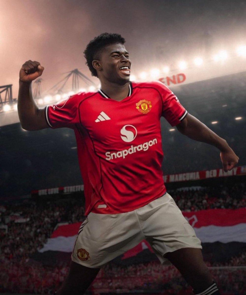 Mbeumo muốn 'dụ dỗ' ngôi sao 100 triệu bảng gia nhập MU 5 MU sẽ phải chi đậm để thực hiện thương vụ bom tấn này. (Ảnh: utdfanboi1)