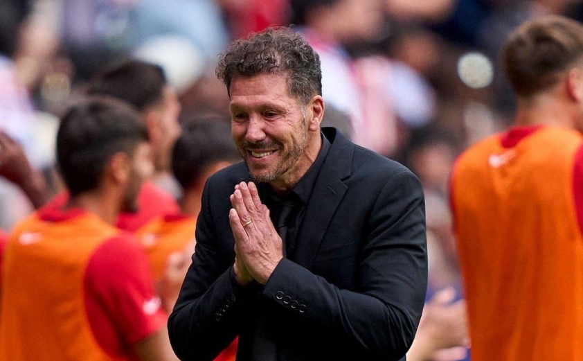 Simeone bó tay trước Arsenal - Ảnh: BBC