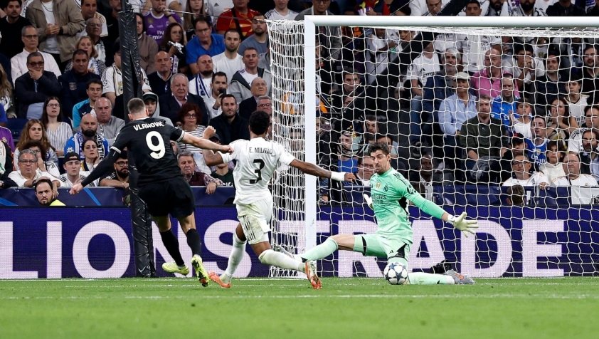 Courtois chơi xuất sắc trước Juventus - Ảnh: @UEFA