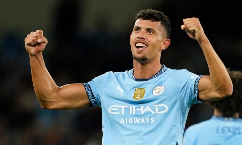 Pep Guardiola công bố 'siêu hậu vệ tương lai' cho Man City 4 Pep Guardiola tin rằng Matheus Nunes có thể trở thành một hậu vệ phải xuất sắc (Ảnh: The Guardian).