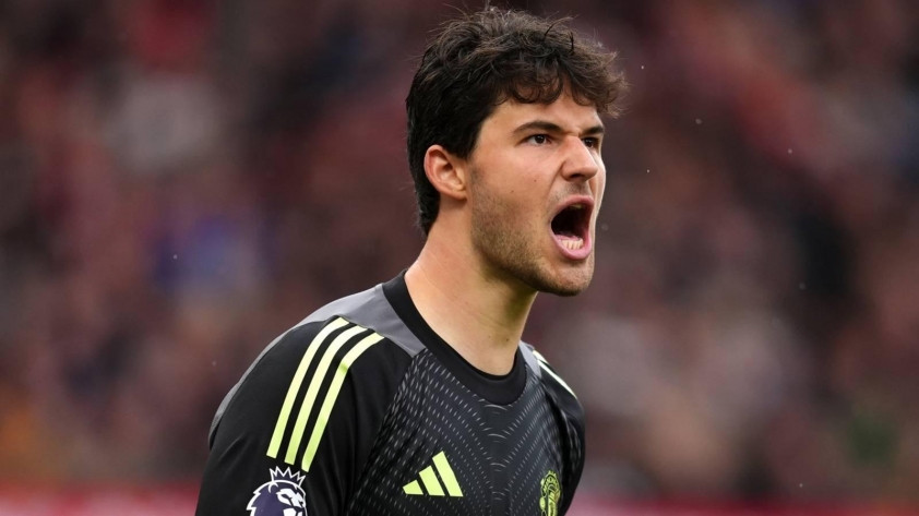 Amorim: "Maguire là người dẫn dắt của Man Utd" 4 Senne Lammens khiến Amorim bất ngờ với phong độ vượt xa ngoài mong đợi (Ảnh: Manchester United).