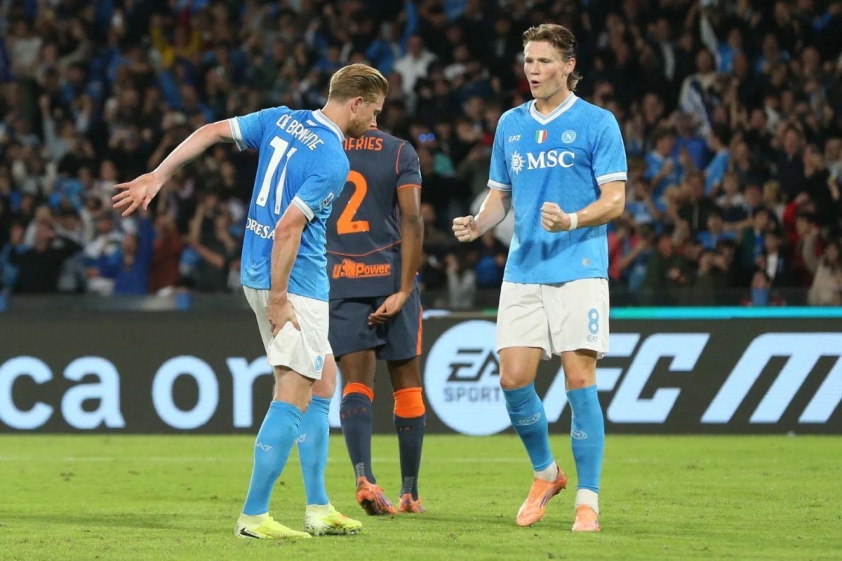 De Bruyne ghi bàn, bất ngờ rời sân với giọt nước mắt 7 De Bruyne bị chấn thương gân kheo và điều đó làm dấy lên lo ngại về một chấn thương khác (Ảnh: talkSPORT).
