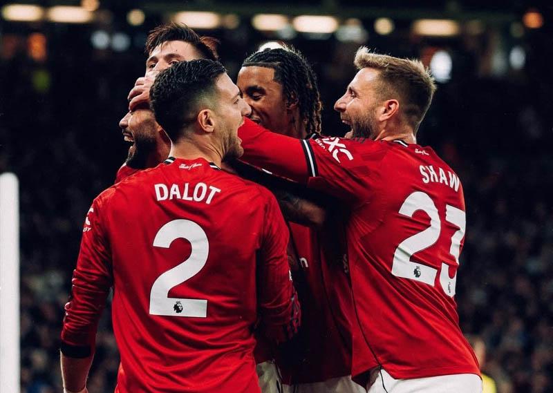 "MU sắp chiếm ưu thế tại Premier League" 4 MU lúc này đang có phong độ và sự tự tin lớn - Ảnh: @ManUTD