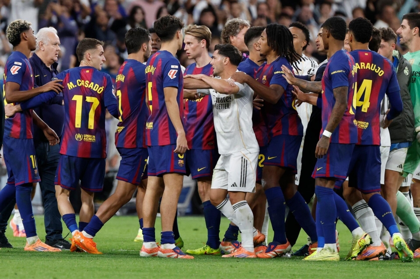 "Lamine Yamal: Tỏa sáng với niềm đam mê đá bóng!" 6 Hình ảnh đáng quên của Barca trước Real - Ảnh: @La Liga