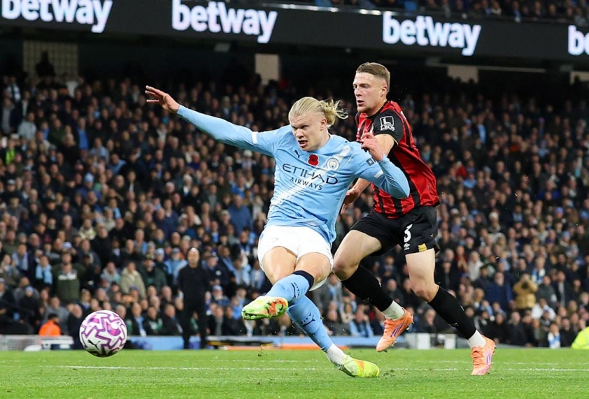 Haaland đang quá toàn diện - Ảnh: Premier League